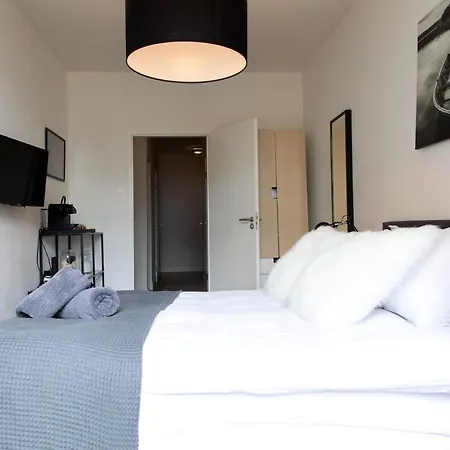 Bed & Breakfast Modern Hideout Ace Location