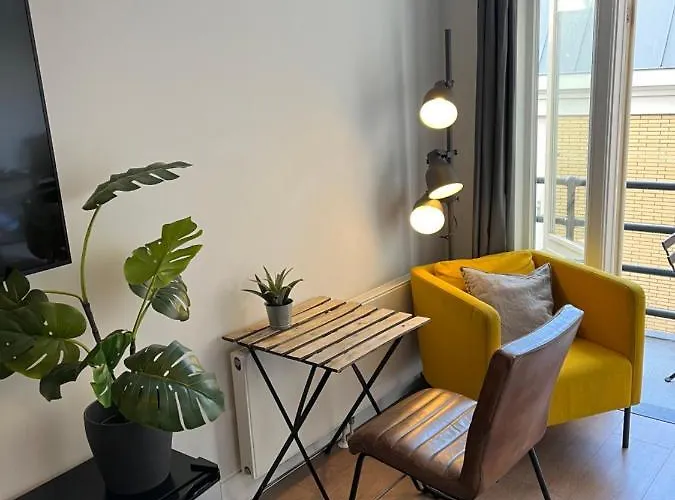 Modern Hideout Ace Location Gasthuis *